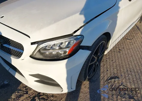 2020 Mercedes-Benz C 300 from USA, damaged, VIN WDDWK8DB3LF959785